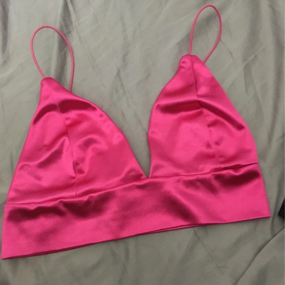 Fashion nova v-neck bralette top
